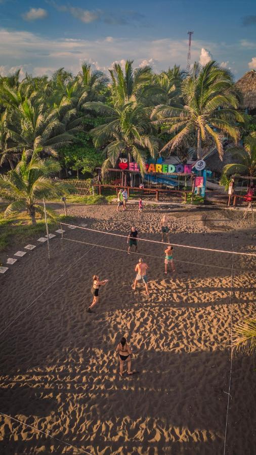 El Paredón Buena Vista The Driftwood Surfer Beachfront Hostel / Restaurant / Bar, El Paredon מראה חיצוני תמונה